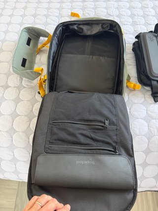 Mochila Tropicfeel Hive + extras