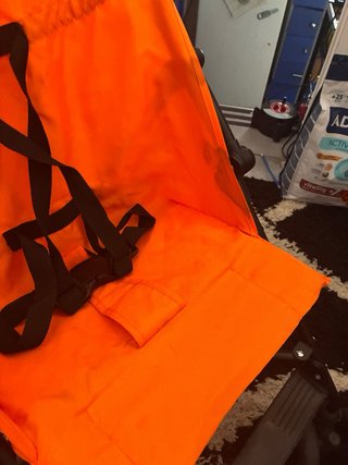Silla de paseo naranja ligera