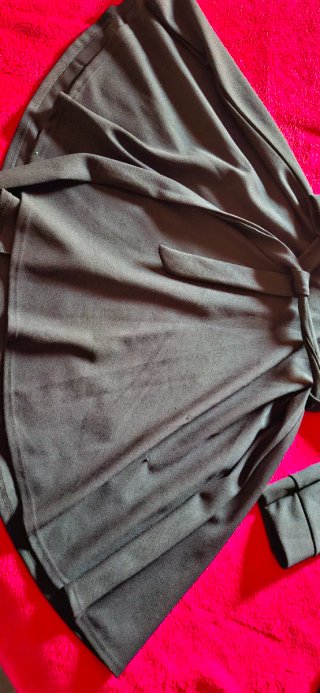 Vestitino nero con cintura