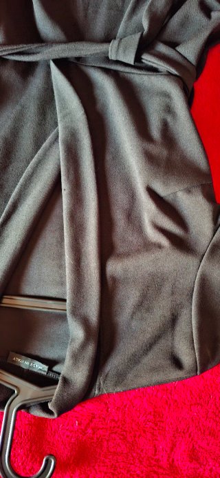 Vestitino nero con cintura