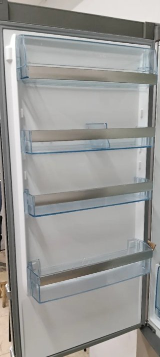 NEVERA COMBI ELECTROLUX NO FROST ENERGÍA A+