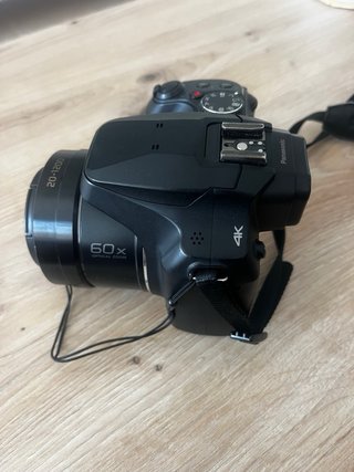Panasonic Lumix DC-FZ82