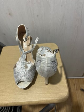 Zapatos de fiesta plateados TOP GIRL