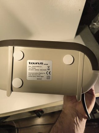 Calefactor Taurus 2000W