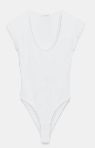 Body blanco Zara escote pico manga corta