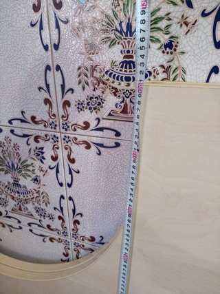 Tavolo in legno beige per ufficio