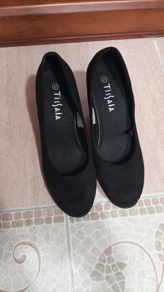 Zapatos tacón Tissaia negros talla 36