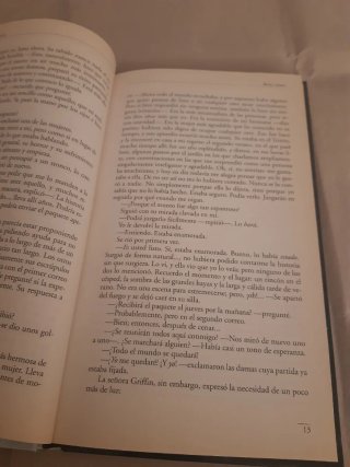 OTRA VUELTA DE TUERCA, de Henri James.
