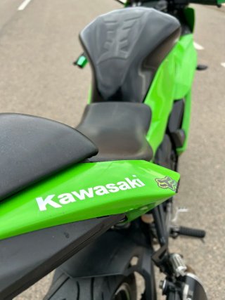Kawasaki Ninja 250 SL sportbike