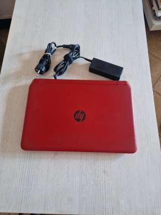 Ordenador portátil HP Pavilion 15 Rojo