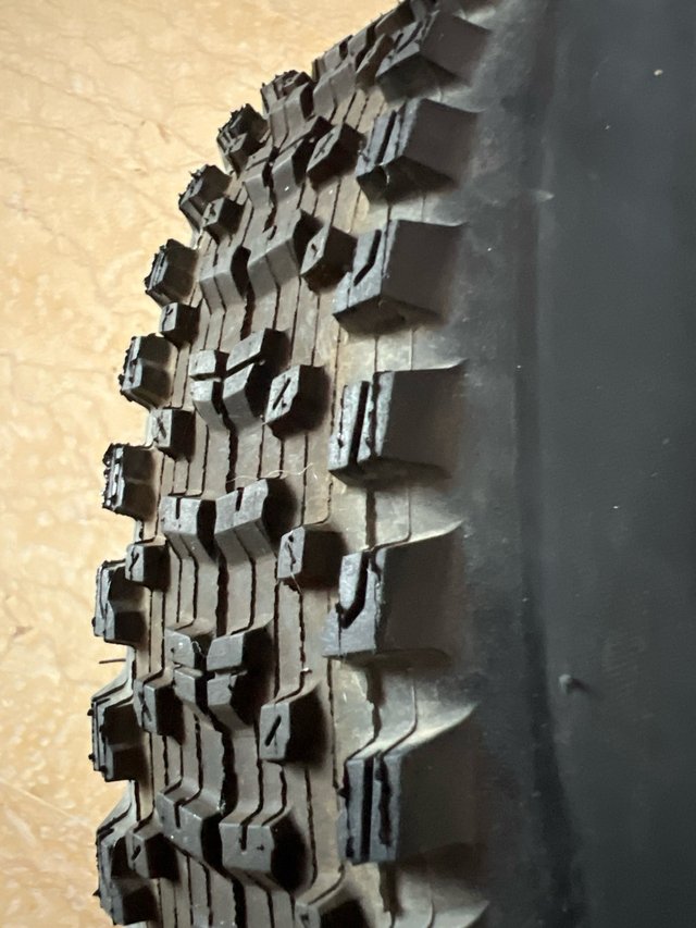 MAXXIS REKON