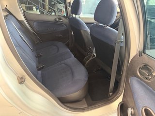 Peugeot 206 2002