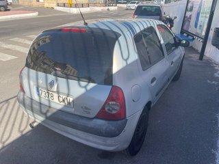Renault Clio 2003