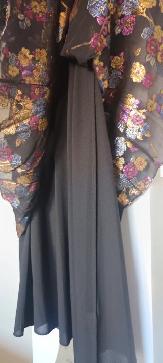 Vestido negro gasa brillo fiesta