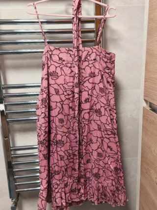 Vestido rosa floral de Tintoretto
