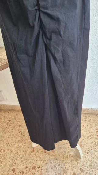 Falda midi negra