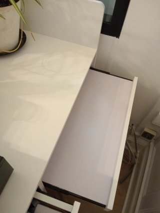 Recibidor blanco para negocio