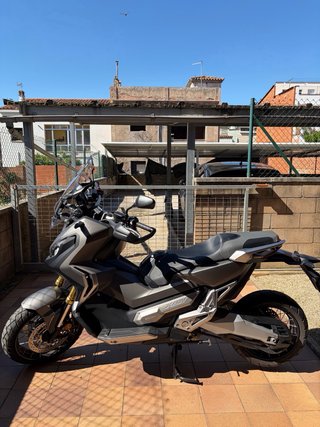 Honda X-ADV 750 Negra/Gris