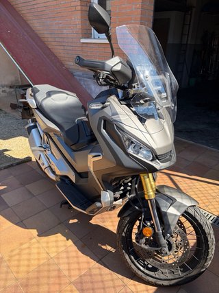 Honda X-ADV 750 Negra/Gris