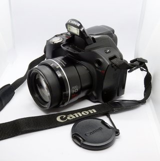 Canon PowerShot SX40 HS 12.1MP Zoom 35x