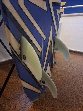 Tabla de surf rígida medida de 8'9"