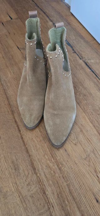 Botines serraje marrón Stradivarius