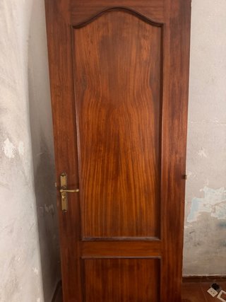Puertas de madera maciza