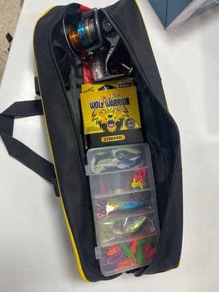 Kit de pesca con carrete y sedal