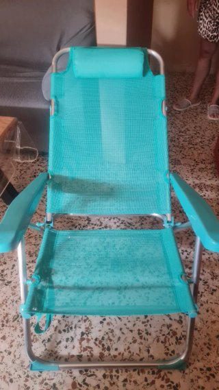 Silla baja de playa reclinable (Nueva) sin uso