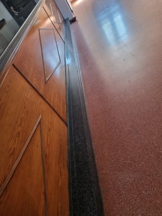 Barra de bar de mármol