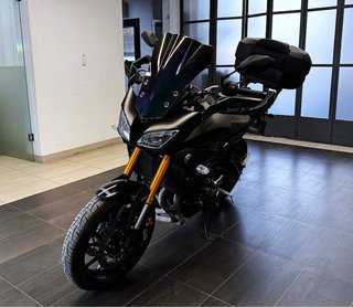 Yamaha MT-09 Tracer Negra