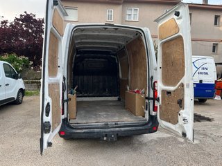 Nissan NV400 2018