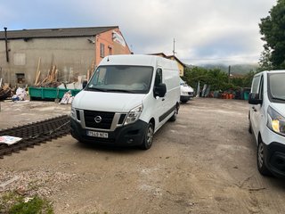 Nissan NV400 2018