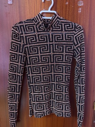 Camiseta manga larga con transparencias