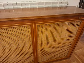 Mueble cubre radiador madera y rejilla