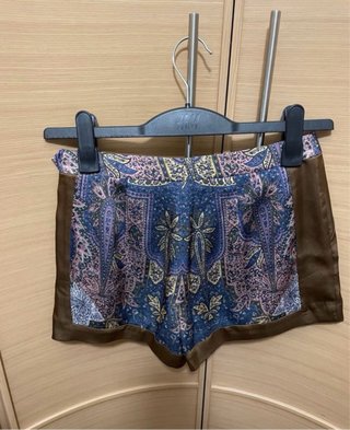 Pantalon corto estampado