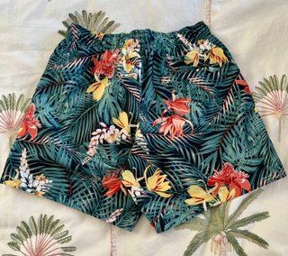 Bermuda estampado tropical