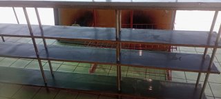 Estantería para chuches   2m alto  x 1m de ancho