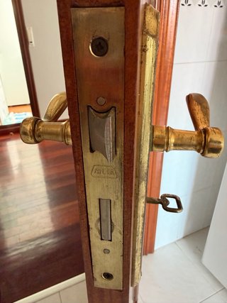 Puertas de madera interior