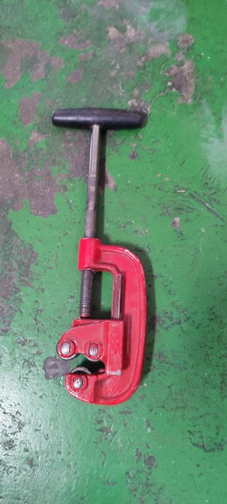 Cortatubos profesional rojo