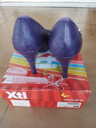Zapatos de tacón Xti morados talla 39