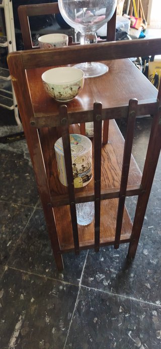 Estantería madera vintage funcional