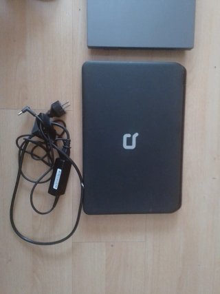 2 Portátiles HP (Negro y Gris)