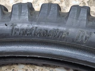 Neumático Motoz Tractionator 90/90-21