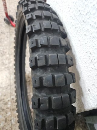 Neumático Motoz Tractionator 90/90-21