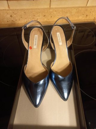 Zapatos de tacón plateados Cortefiel
