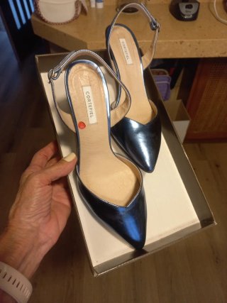 Zapatos de tacón plateados Cortefiel