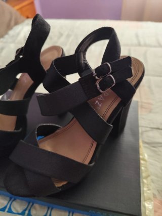 Sandalias/ Zapatos Marypaz Negras Talla 36
