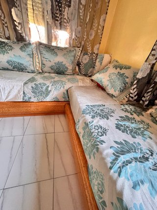 Salón Marroquí Madera, esponja y Tela