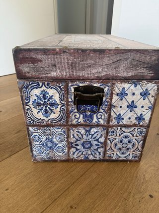 Baúl decorativo azul y marrón